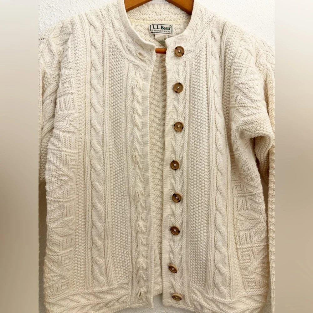 L.L. Bean Vintage Ivory Cable Knit Cardigan Sweater Cotton Size Small - Picture 3 of 12